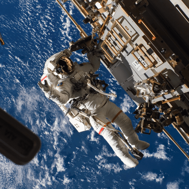 iss space espace station spatiale image wallpaper