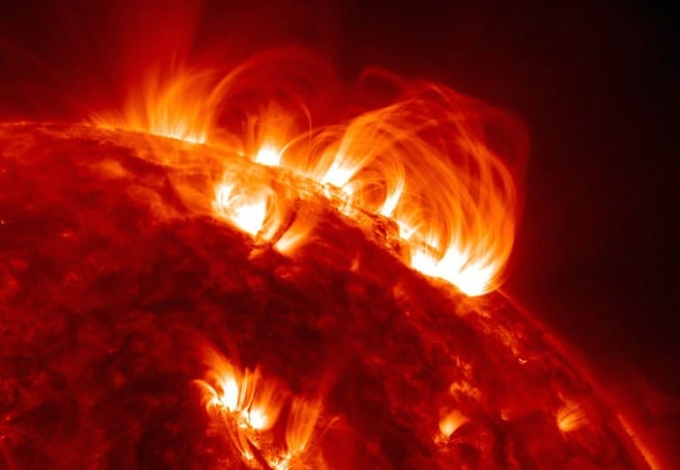 soleil éruption sdo satellite