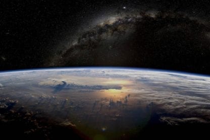 terre espace galaxie hubble télescope