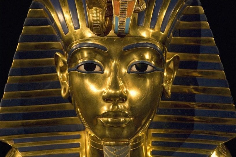Toutankhamon sarcophage momie dague météorite