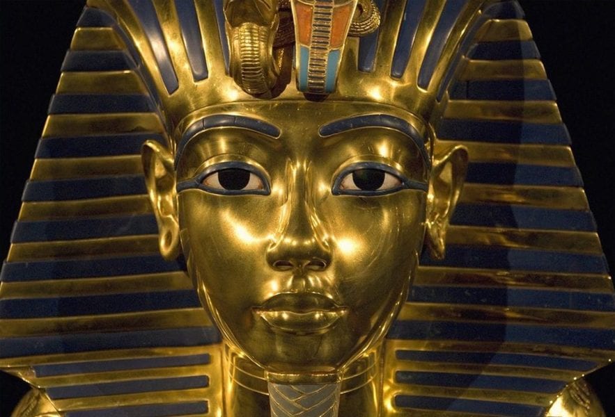 Toutankhamon sarcophage momie dague météorite