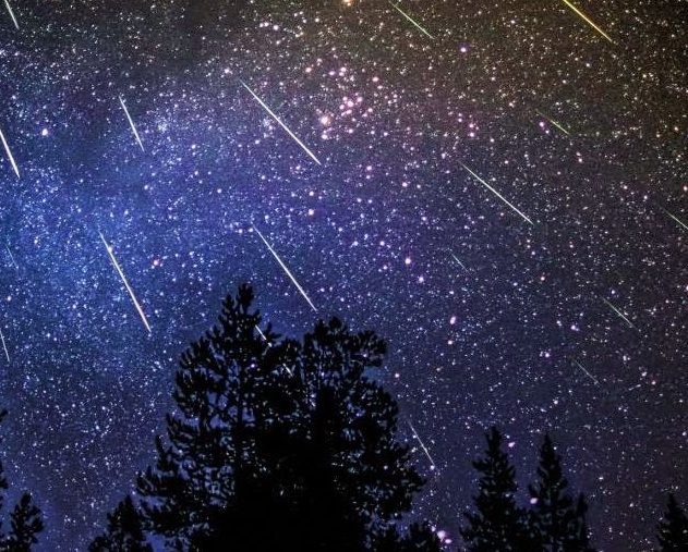 perséides juillet août été pluie de météorites météores ciel