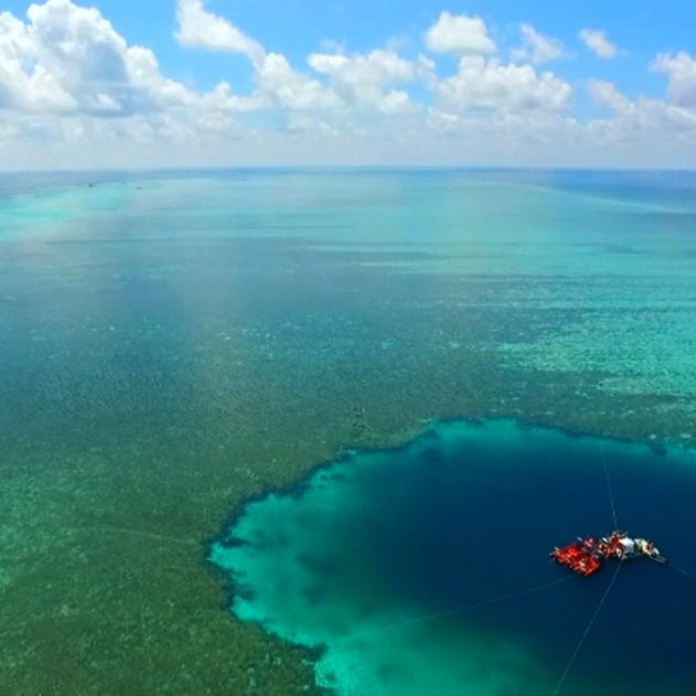 trou bleu du dragon chine sud mer sous marin