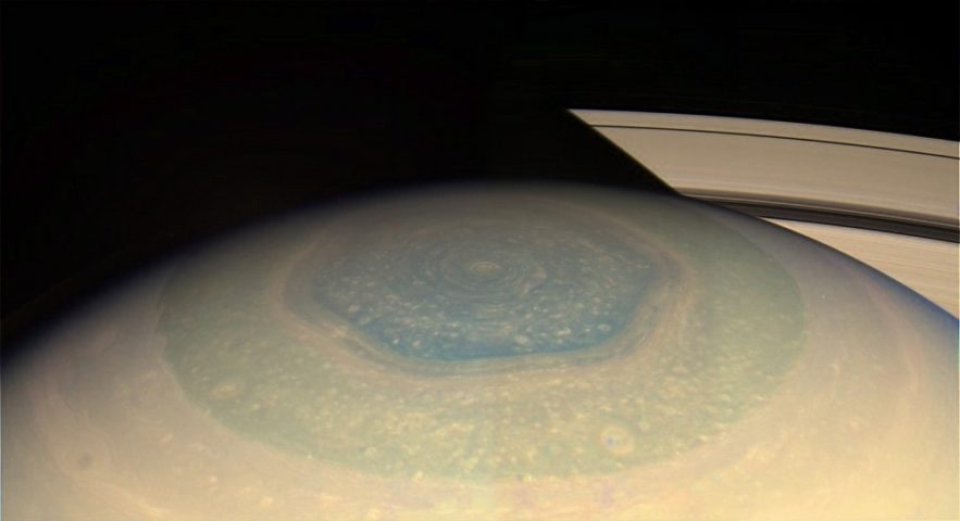 hexagone saturne