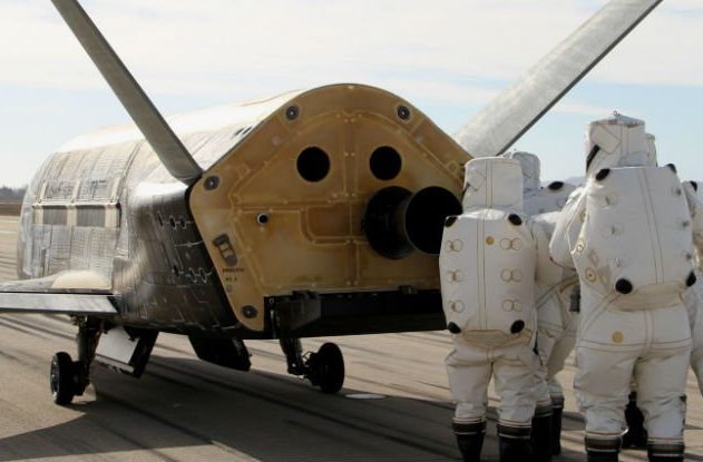 avion robotique spatial espace orbite mission secrete us air force