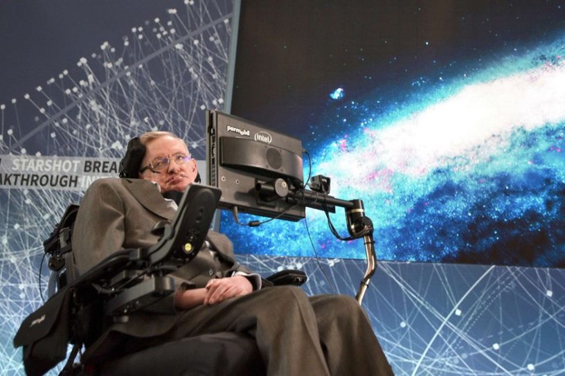 stephen hawking dans l'espace menace extraterrestre