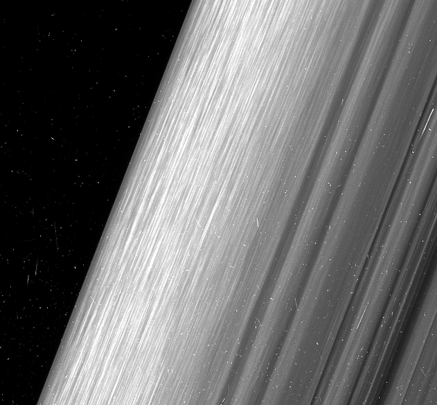 anneaux saturne cassini titre