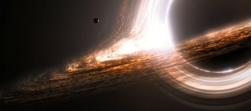 trou noir supermassif espace galaxie