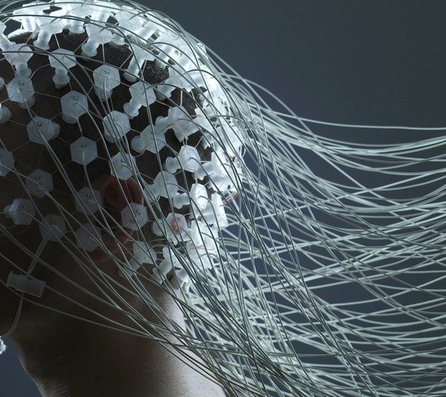 electroencephalogramme EEG se parler a soi meme stress emotions negatives pensées-min