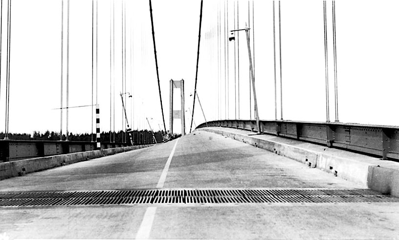 pont resonance tacome détroit narrows 1940