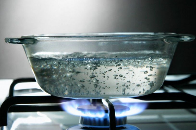 ebullition eau bouillante gazeux liquide solide glace gel