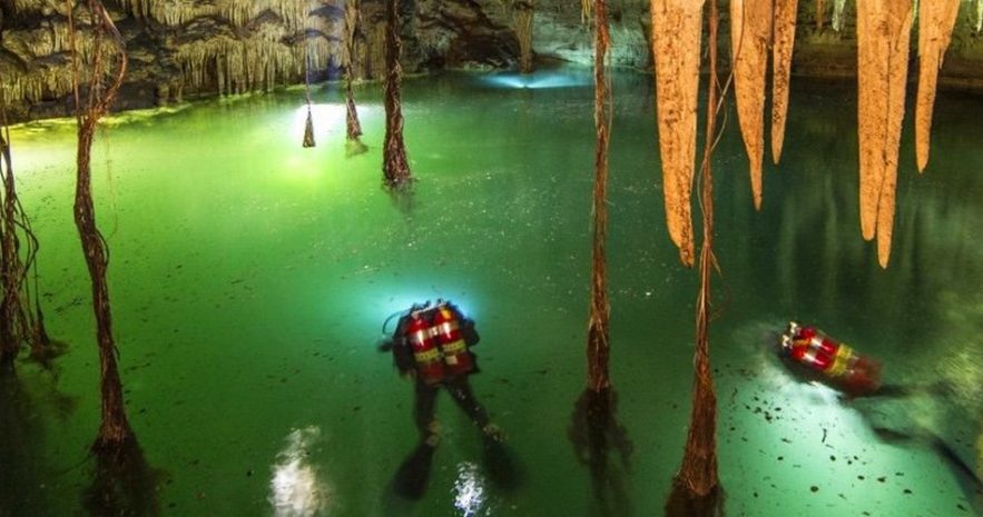 sac actun mexique cave caverne grotte submergee innondee eau sous-marine