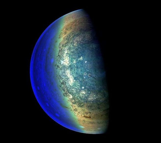 juno nasa sonde vaisseau spatial jupiter planète gazeuse géante