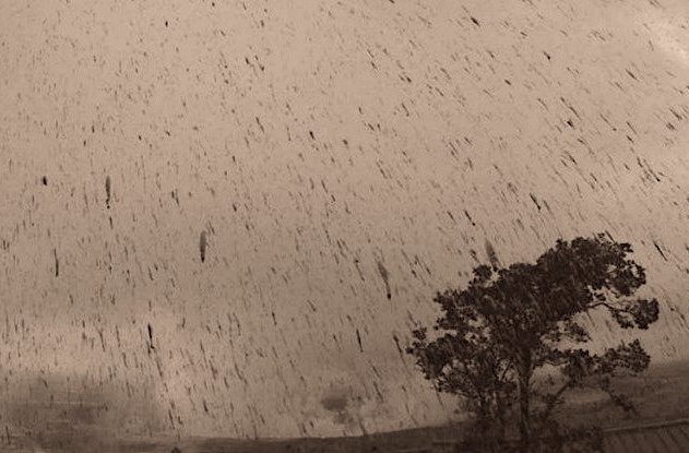 volcan kilauea hawaii explosion panache