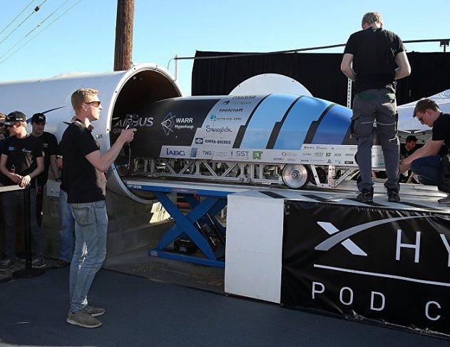 hyperloop competition capsule