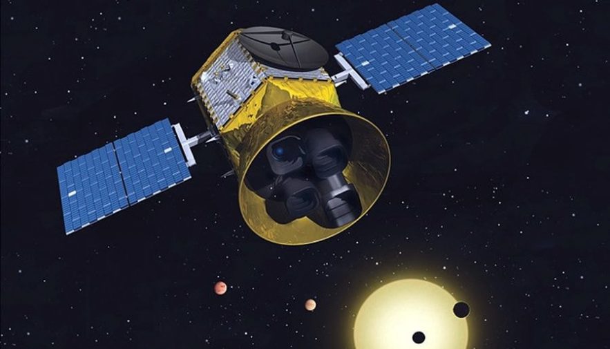 tess telescope exoplanetes comete