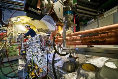 awake electrons sillage plasma