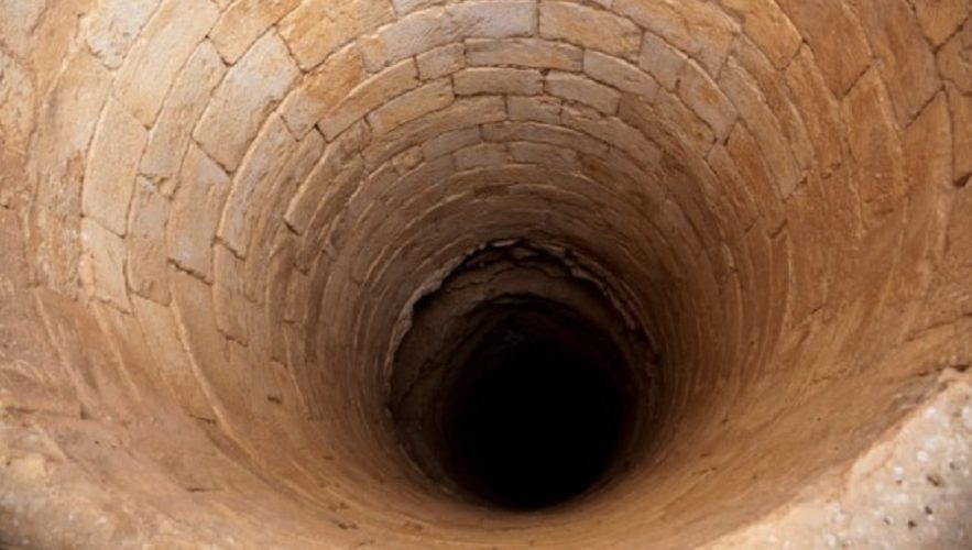 tunnel-terre-poles-nord-sud