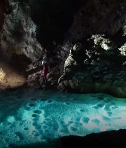 gouffre grotte chine caverne sous terrain