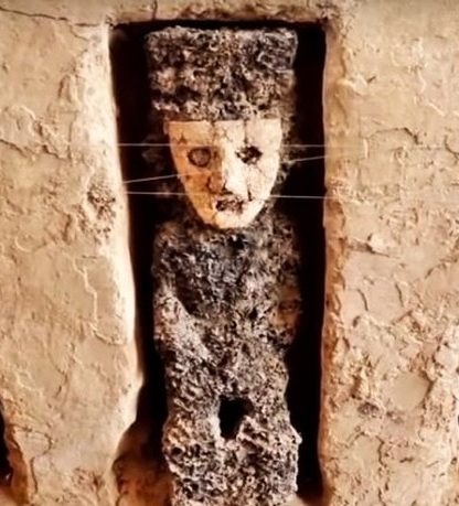 statue argile figurines gardien perou