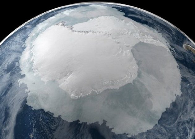 glacier thwaites fonte glace antarctique cavite enorme
