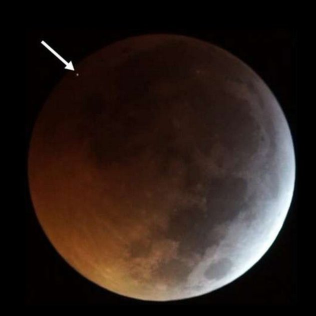 meteore lune eclipse totale impact filme premiere mondiale