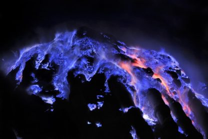 volcan lave bleue