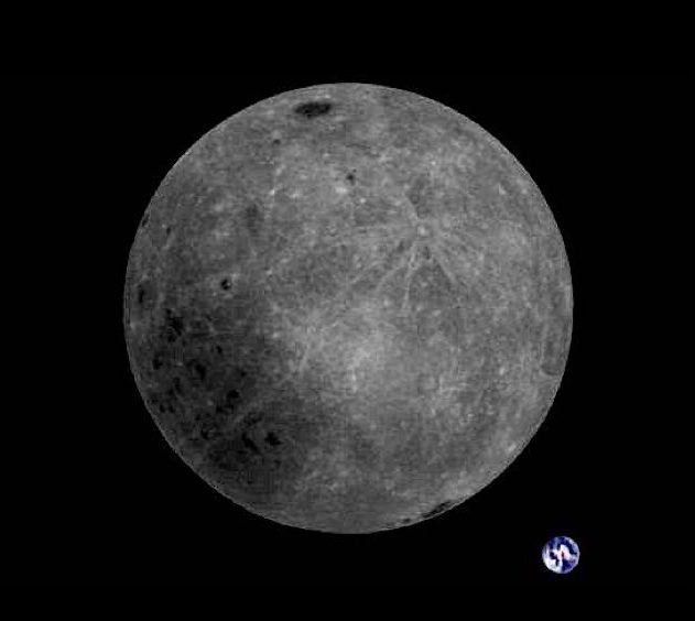 lune face cachee et terre