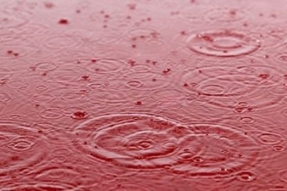 pluie rouge sang