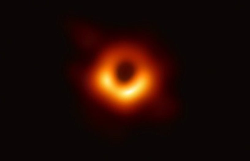 trou noir m87
