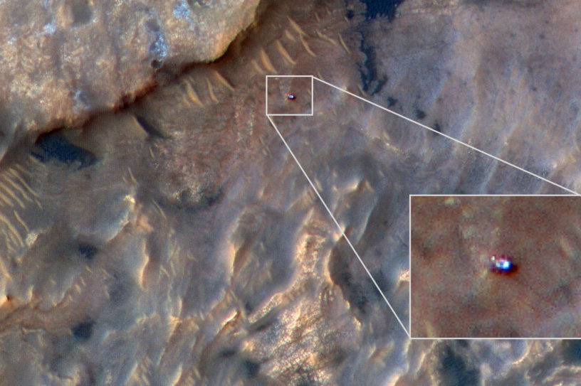 curiosity sur aeolis mons capture hirise