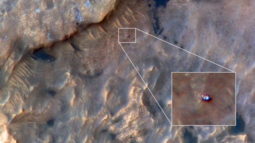 curiosity sur aeolis mons capture hirise