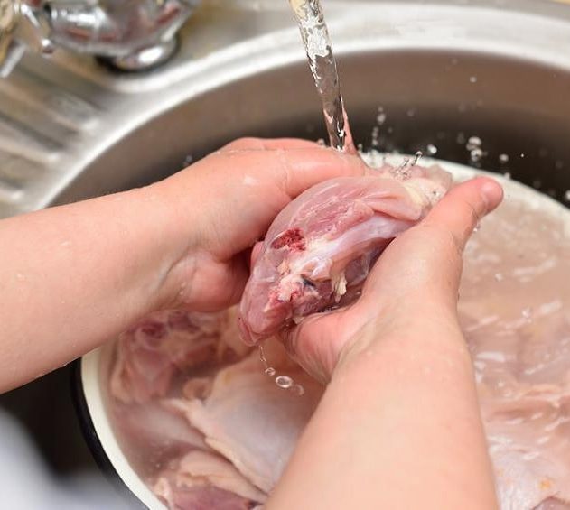 laver viande crue