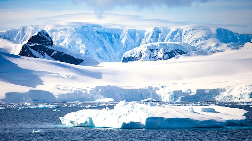 poussiere interstellaire decouverte antarctique