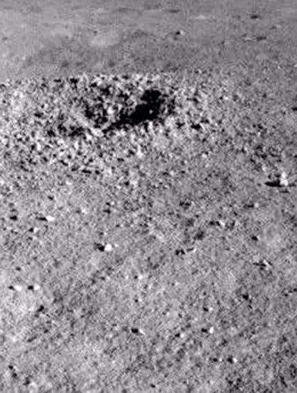 cratere lune decouverte substance gelatineuse