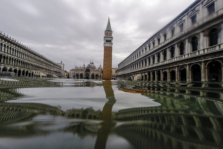 inondation venise eau changement climatique climat fonte glace mer