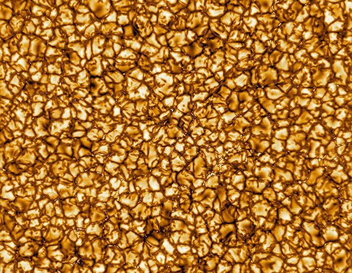 soleil surface solaire granules plasma