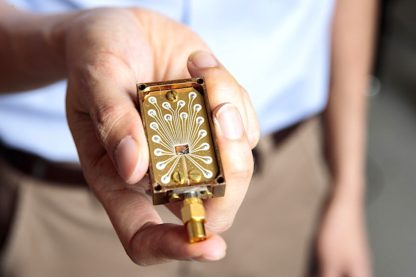 dispositif mesure haute frequence silicium qubit