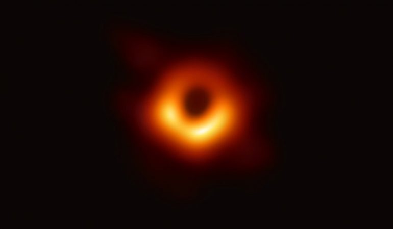 image M87* EHT 2019