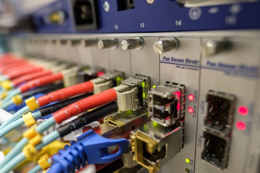record débit internet micro-peigne