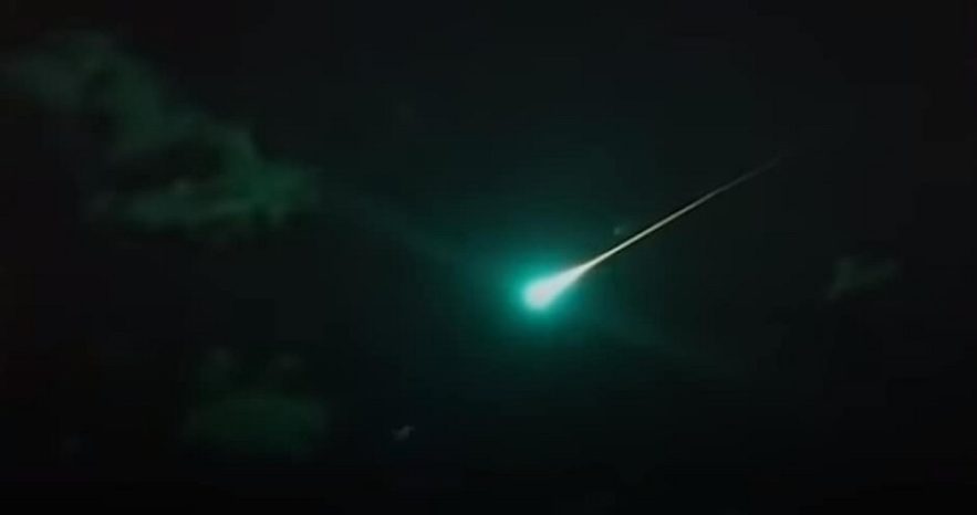 boule de feu meteorite australie bleue