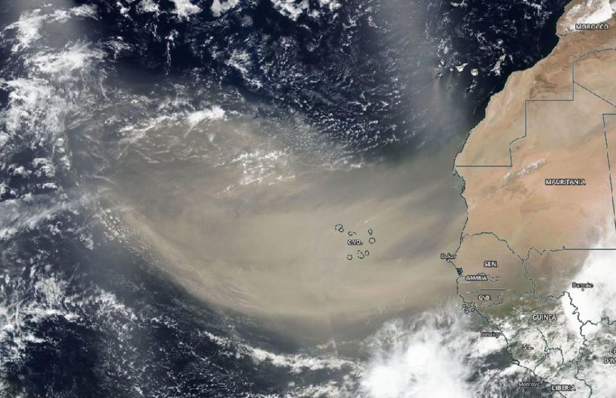 panache desert saraha poussiere usa etats unis cote est