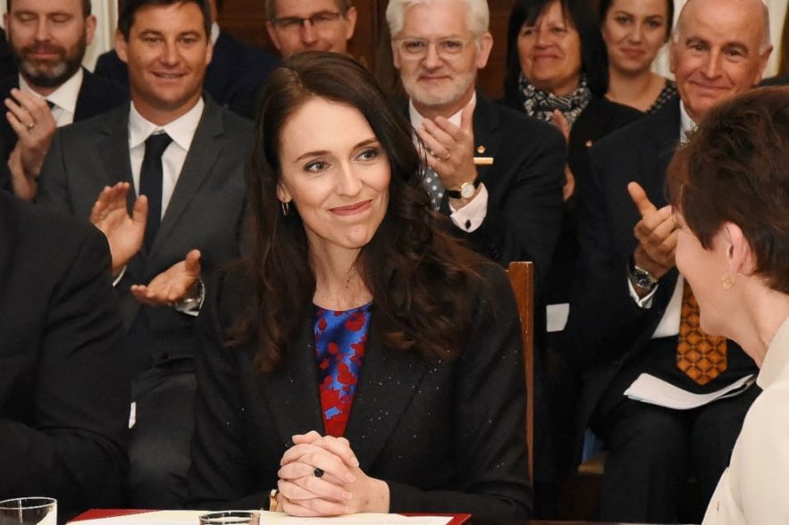 Jacinda Arderne femmes gestion pandémie