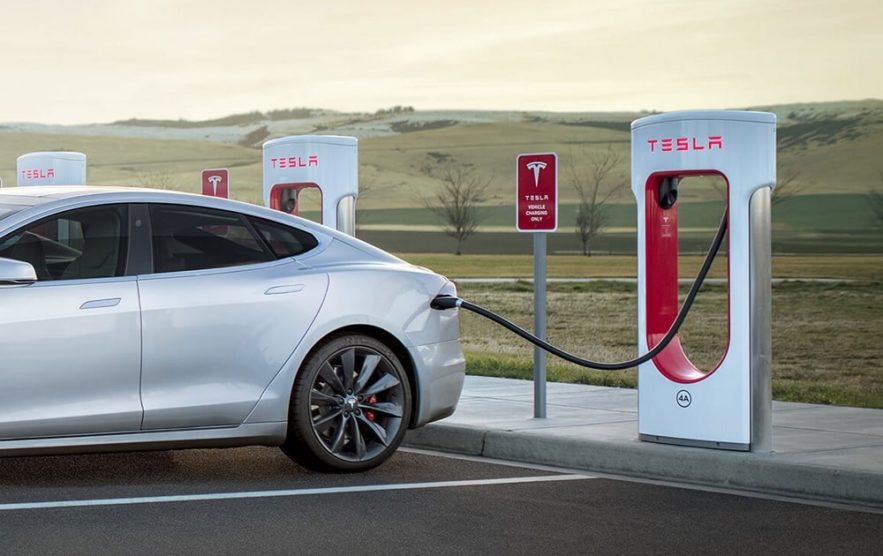 bug superchargeur tesla europe véhicules électriques