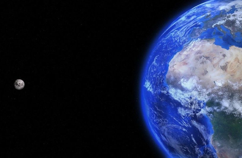 objet lune naturelle artificielle terre