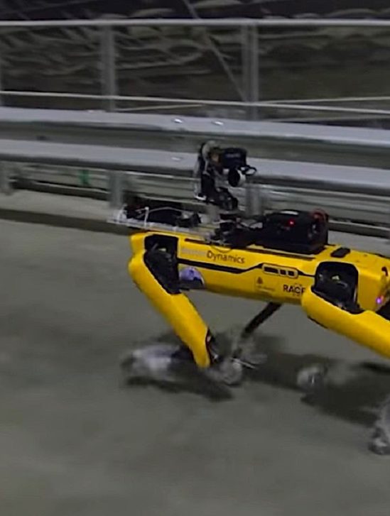 chien-robot boston dynamics visite centrale tchernobyl
