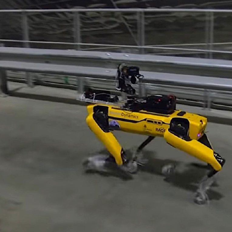 chien-robot boston dynamics visite centrale tchernobyl