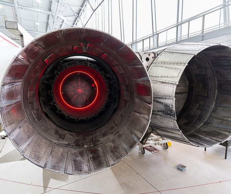nouveau moteur supersonique voyager monde deux heures couv