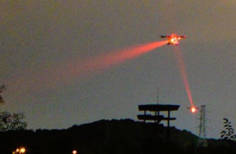 liaison quantique etablie entre deux drones mouvement