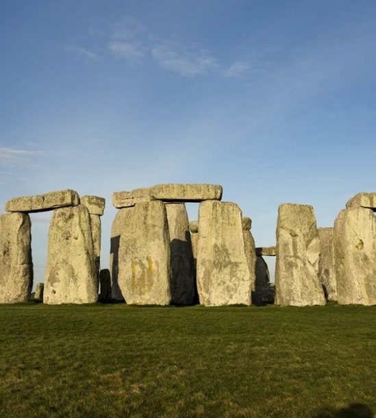 pourquoi stonehenge a ete construit